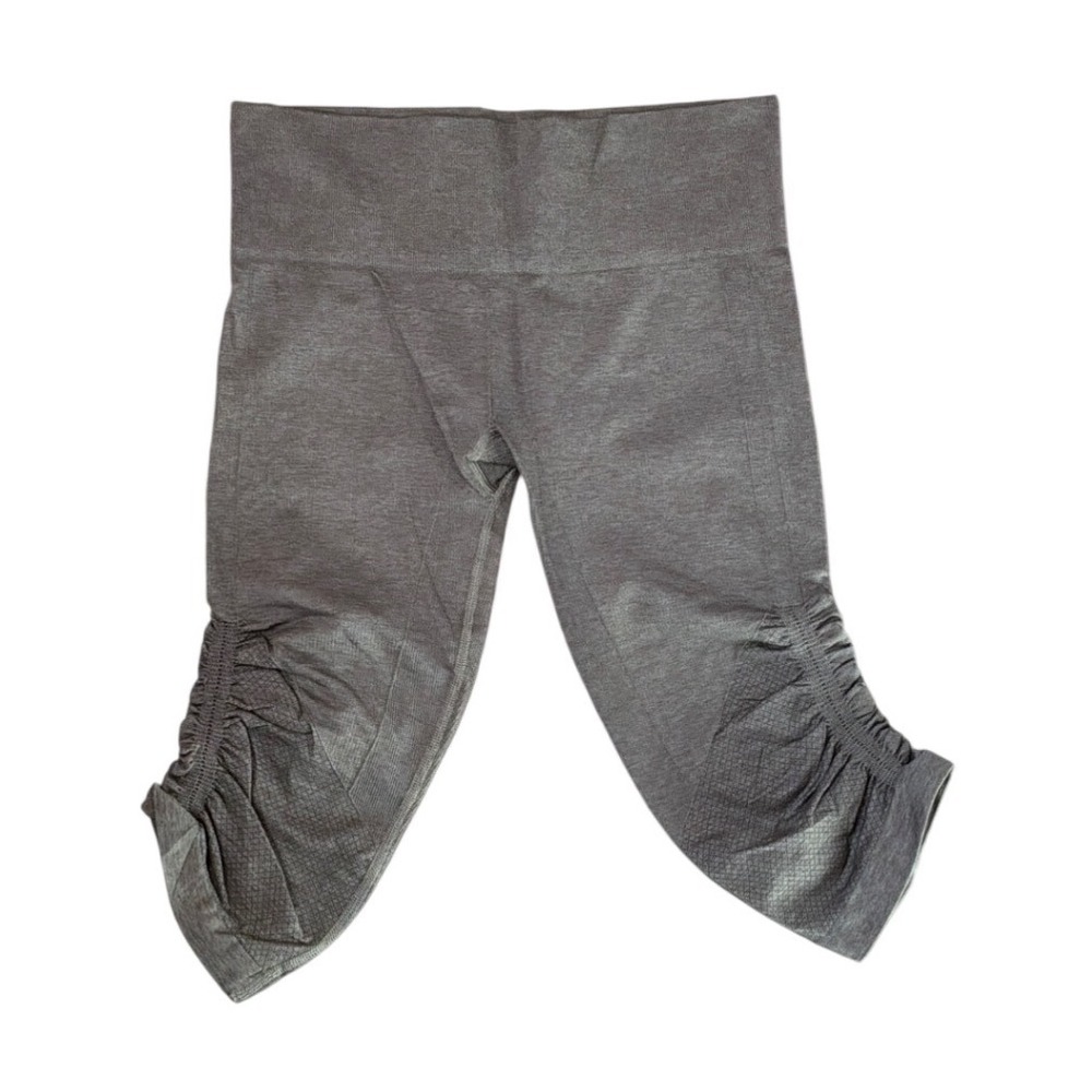 Lululemon Ebb to Street Tight Grey Ruched Seamless Crop Leggings Size 8